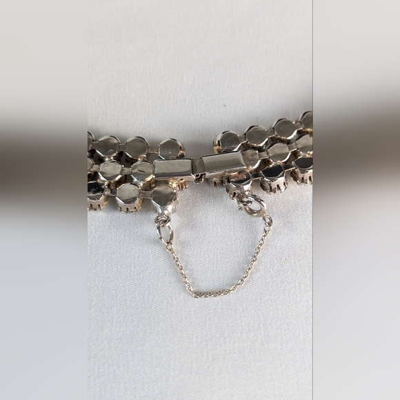 Vintage Three Strand Collar Necklace Clear Crystal Rhinestones Silver Sparkly - Picture 4 of 7